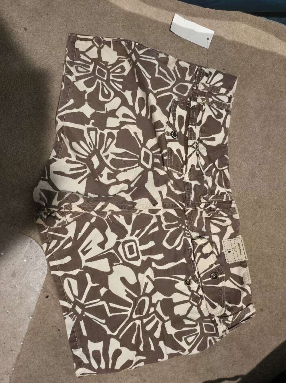 Gap Women's Brown Floral Print Casual Shorts